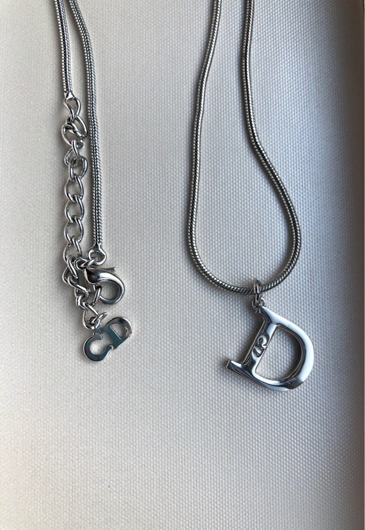 Christian dior silver hotsell necklace