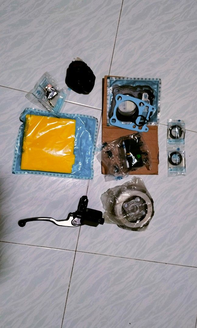 Bajaj pulsar 200dtsi spare parts Motorcycles Motorcycle