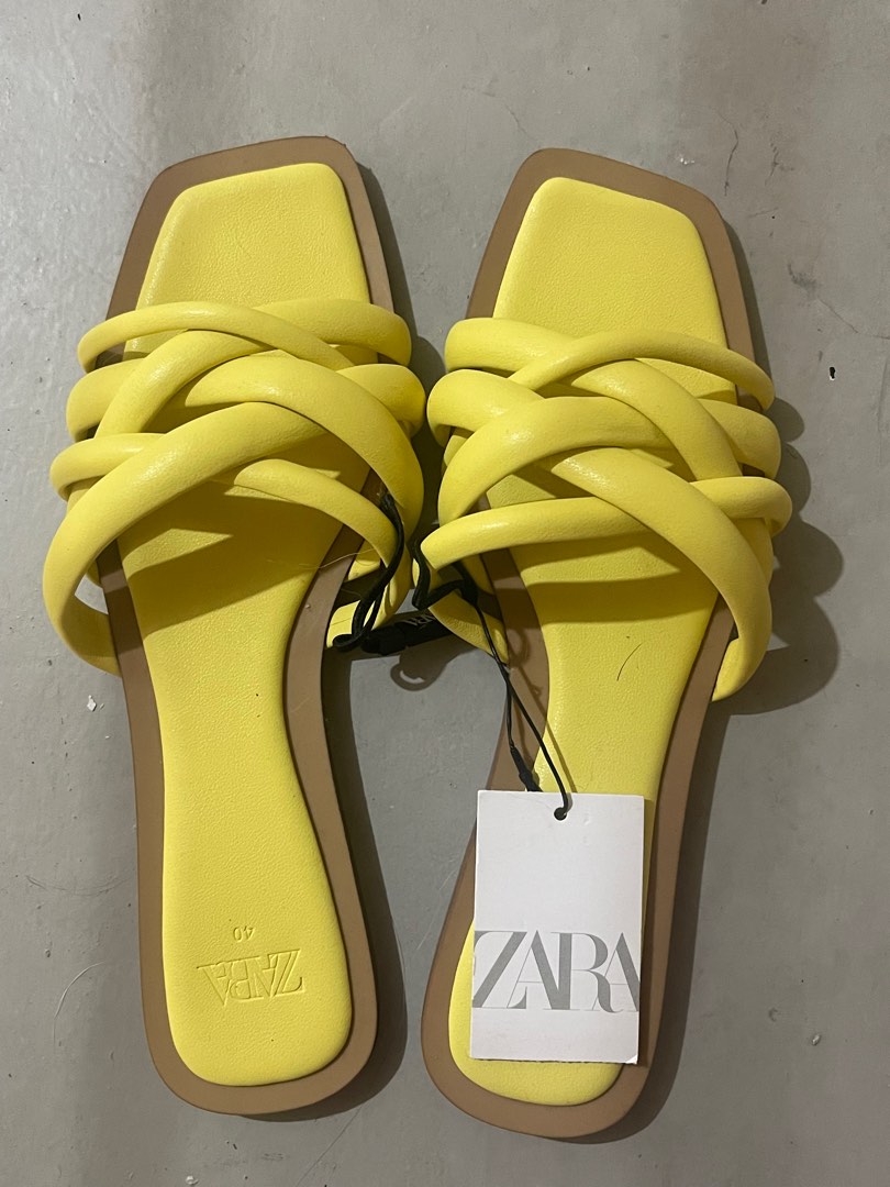 BRAND NEW ZARA FLAT SANDALS, Women's Fashion, Footwear, Flats & Sandals