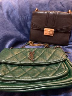 (Category: ) located in . Submitted by Declutterbags (Listing ID 1276943561, Image 1). Description: .