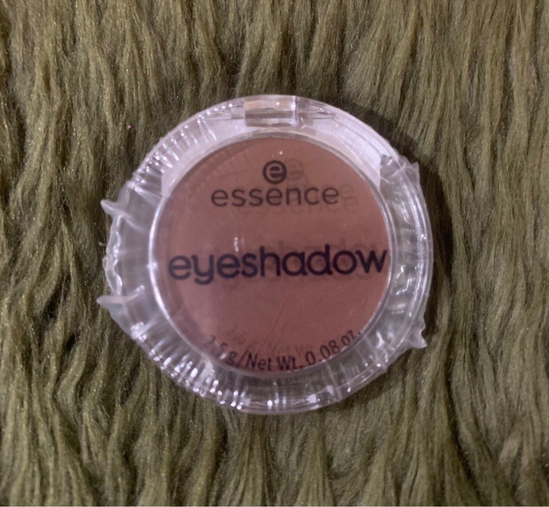 Essence single eyeshadow 2.5grams (Category: Makeup) located in Quezon City. Submitted by jaianaapura (Listing ID 1276811715, Image 2). Description: Authentic mall pull out essence single eyeshadow..