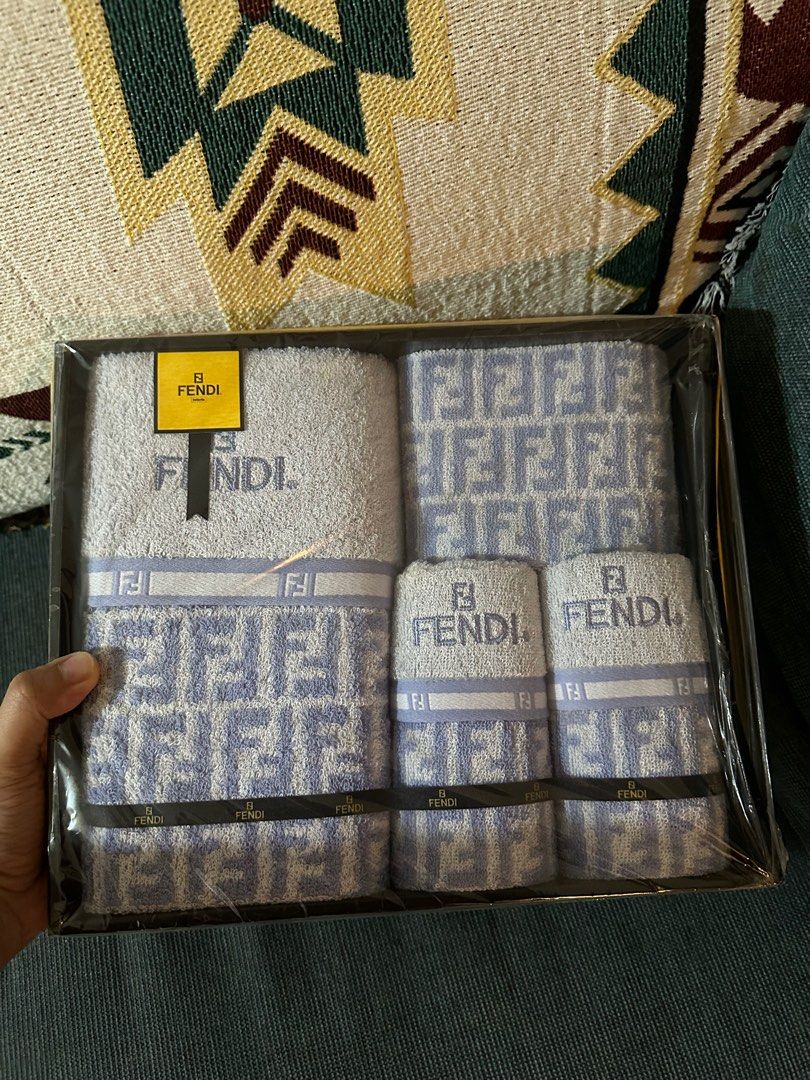 Fendi hot sale towel set