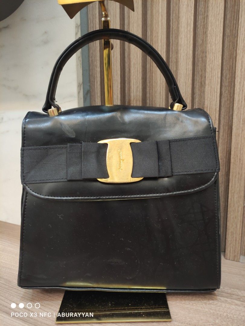 Salvatore ferragamo store handbag sale