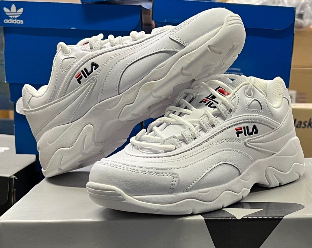 Fila ladies clearance disarray sneaker