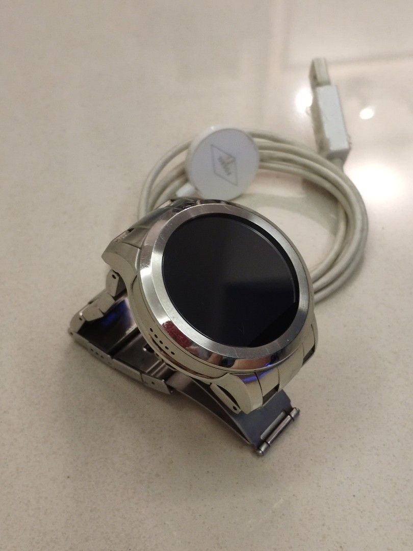 Fossil q hot sale founder 2.0 smartwatch