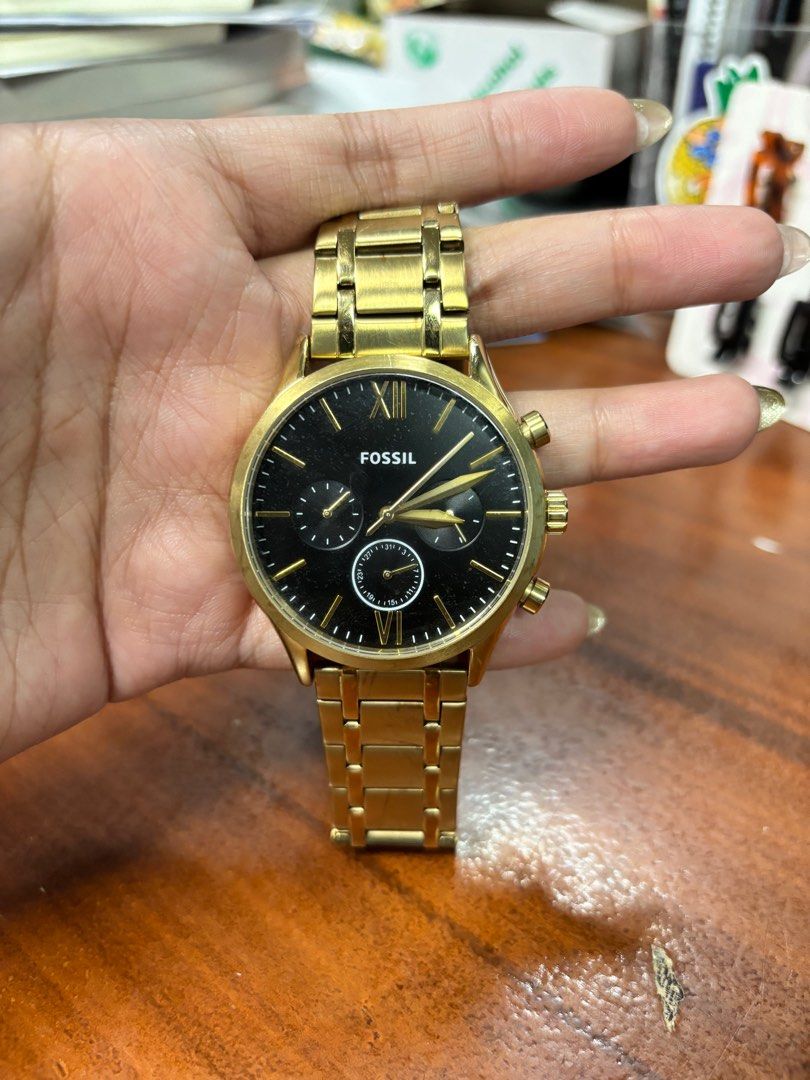 Fossil Watch (Category: Women's Watches) located in Manila. Submitted by diannecss (Listing ID 1276862821, Image 3). Description: Fossil Watch bought from the US No inclusions.