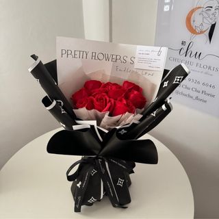 24 Stalks Fresh-Cut Roses🌹with a DIOR design paper wrapper (Fresh Flower  Bouquet)