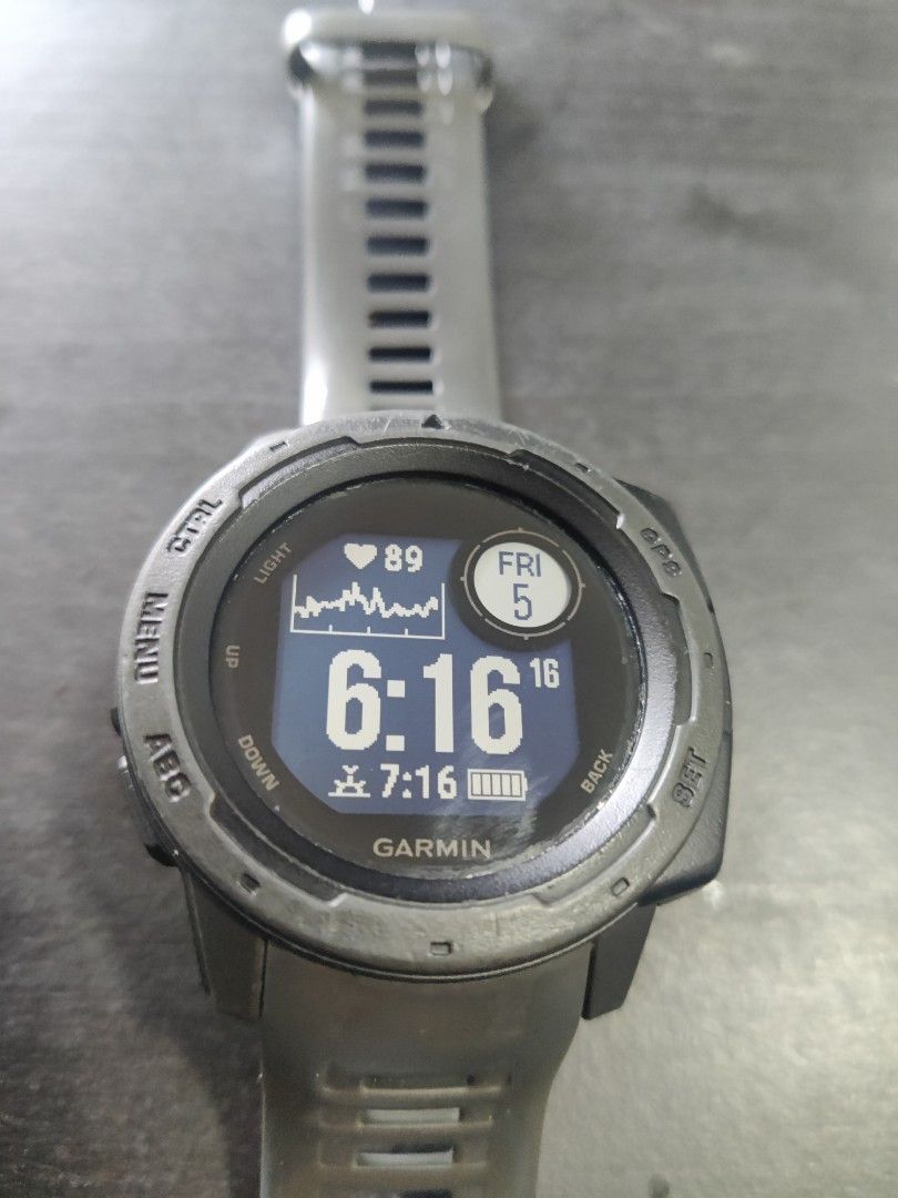 Garmin online instinct temperature