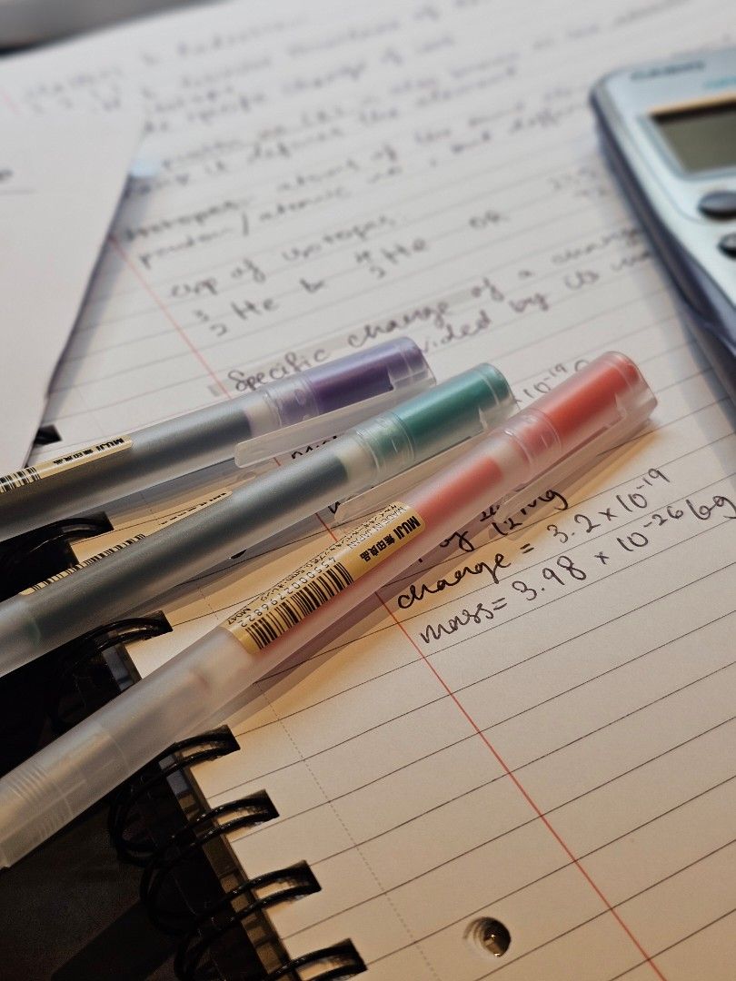 Muji deals purple pen