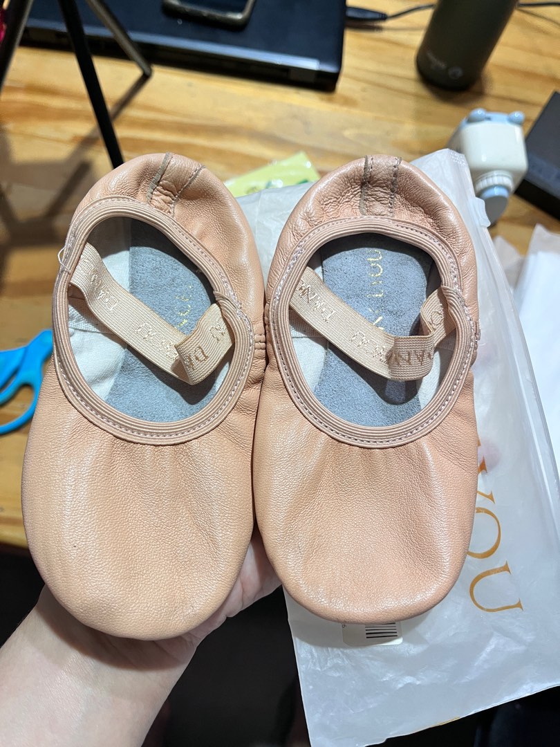 Girls ballet style outlet shoes