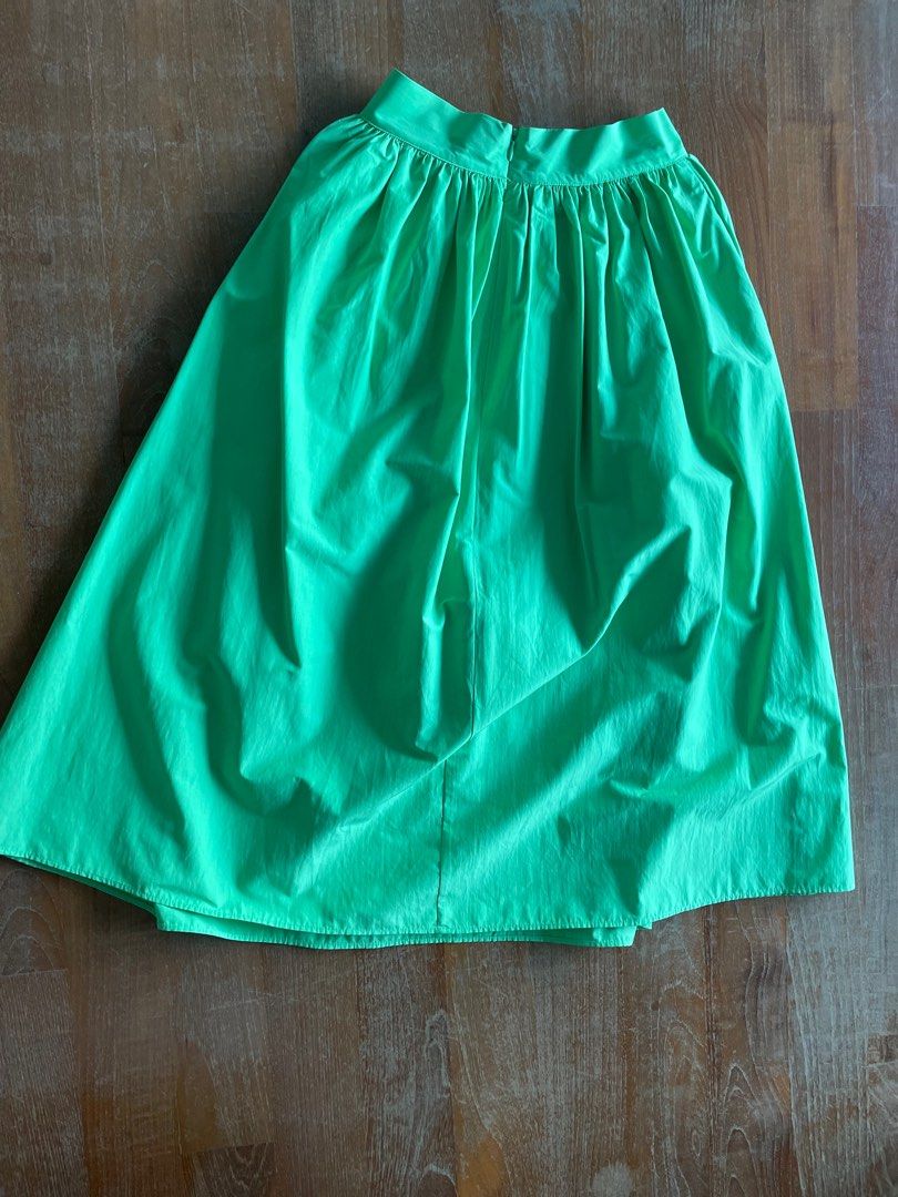 H M green skirt and skirt set