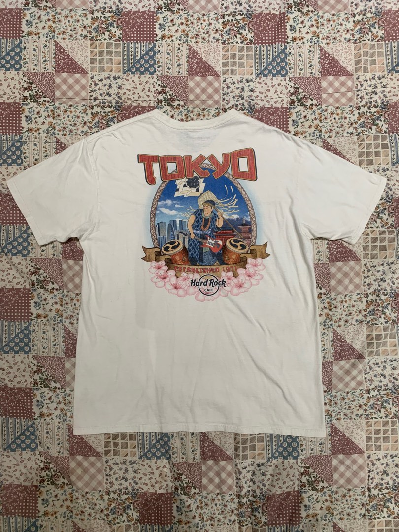 HARD ROCK CAFE Narita Tokyo Collection Illustration Tee Shirt Top Goth Metal Guitar