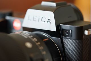 Leica SL2s