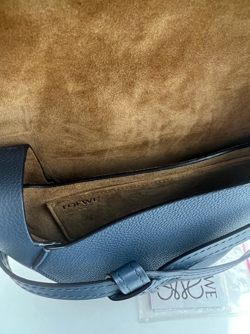 Loewe gate bag (Category: Cross-body Bags) located in San Juan City. Submitted by protoolsmnl (Listing ID 1276823543, Image 2). Description: Used 1-2x only Rfs : stocked in closet I prefer tote bags .