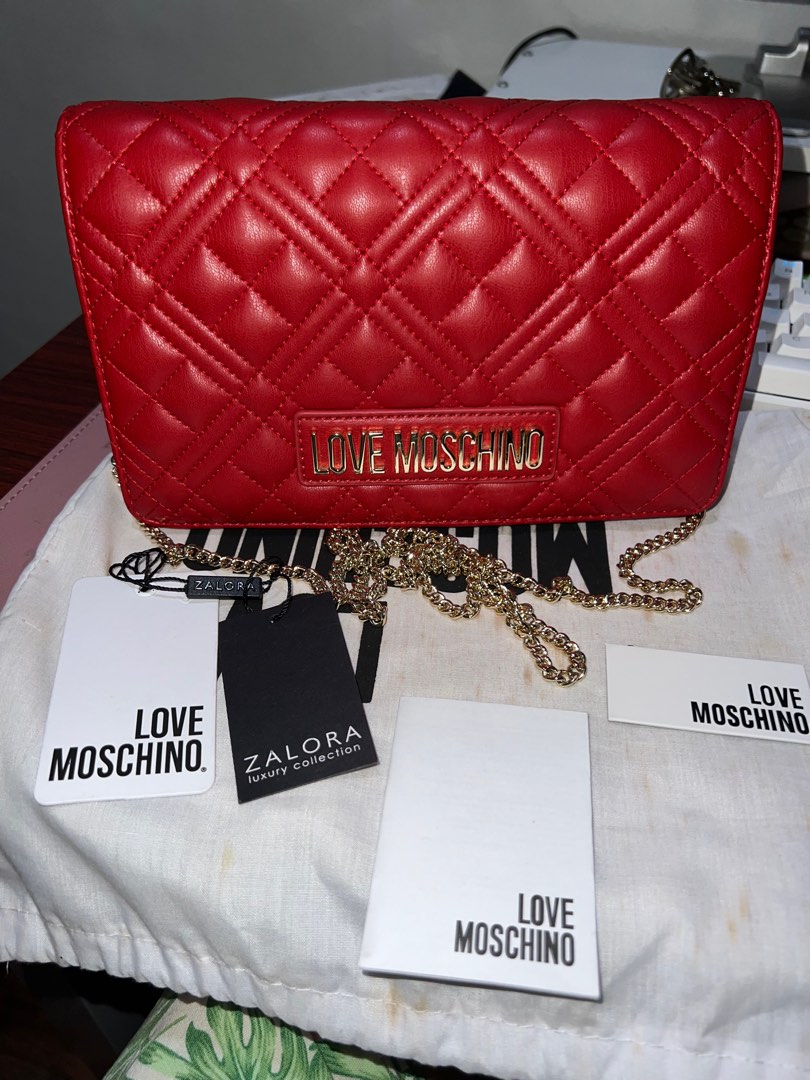 LOVE MOSCHINO DIAMOND QUILTED CROSSBODY BAG in Red, Luxury, Bags
