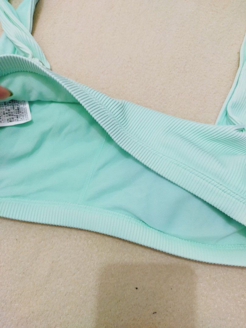 (M) ROXY MIND OF FREEDOM RIBBED KNIT BIKINI TOP / SWIM TOP / SWIMSUIT