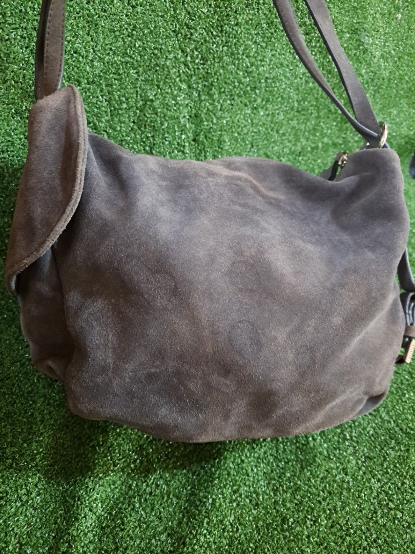 Manu atelier fernweh bag (Category: Luxury Bags & Wallets) located in Batangas. Submitted by venus232nd (Listing ID 1276822392, Image 2). Description: need wash,suede leather,2 way shoukder/backpack.