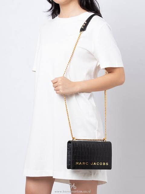 Marc cloved Jacobs Double Take