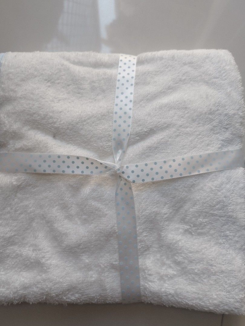 Matalan bath towel hood set