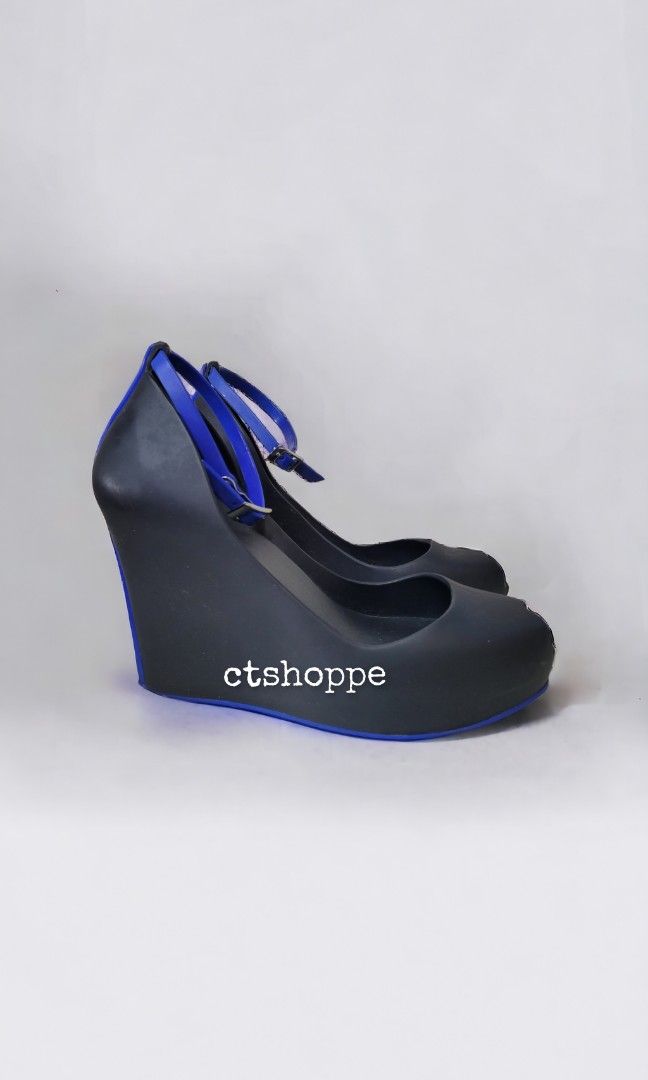 CLEARANCE SALE Melissa Patchuli VII Peep Toe Black Matte Wedges Size EU38 Women s Fashion Footwear Wedges on Carousell