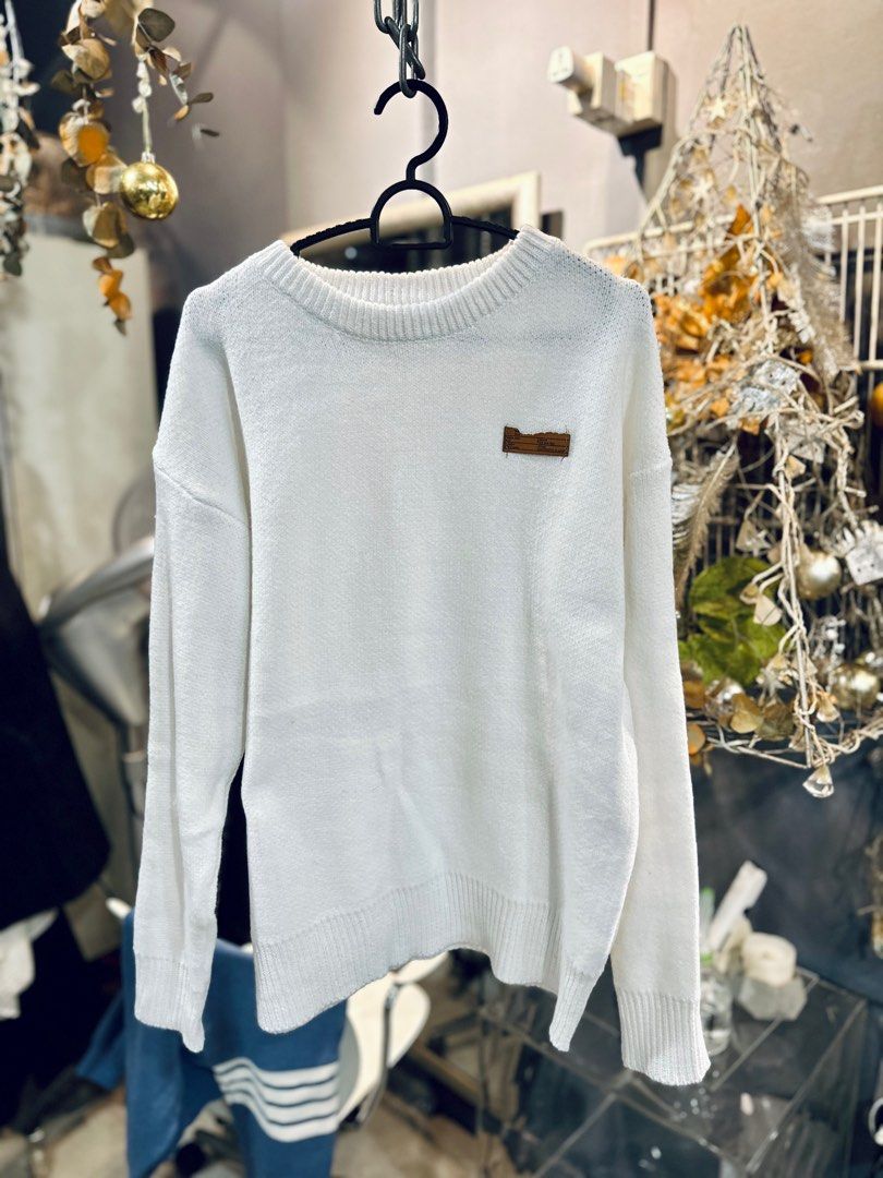 White 2024 big sweater