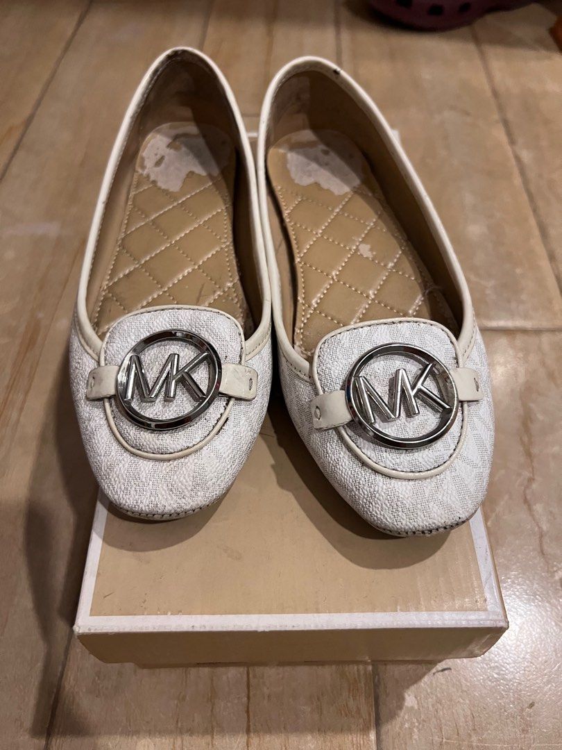 Michael kors sales shoes size 6