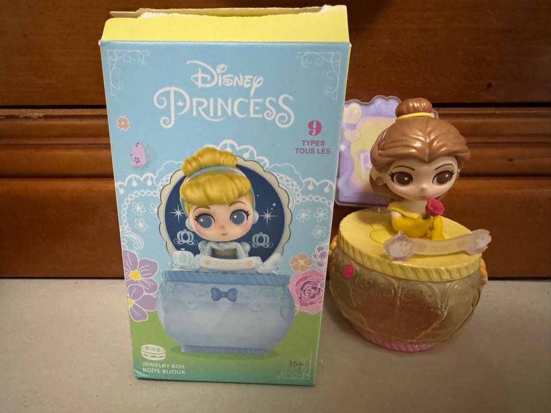 Miniso Disney Princess Belle (Blind Box Jewelry Box Edition), Hobbies