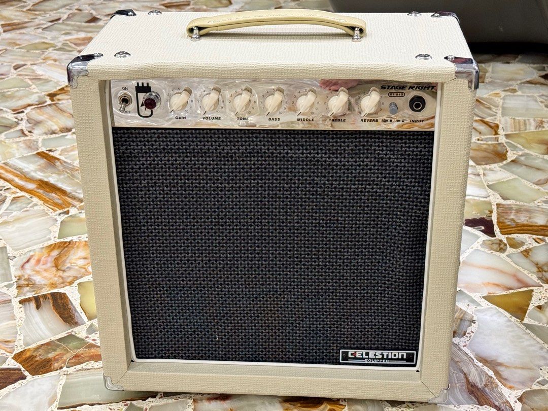 Stage shop right amp