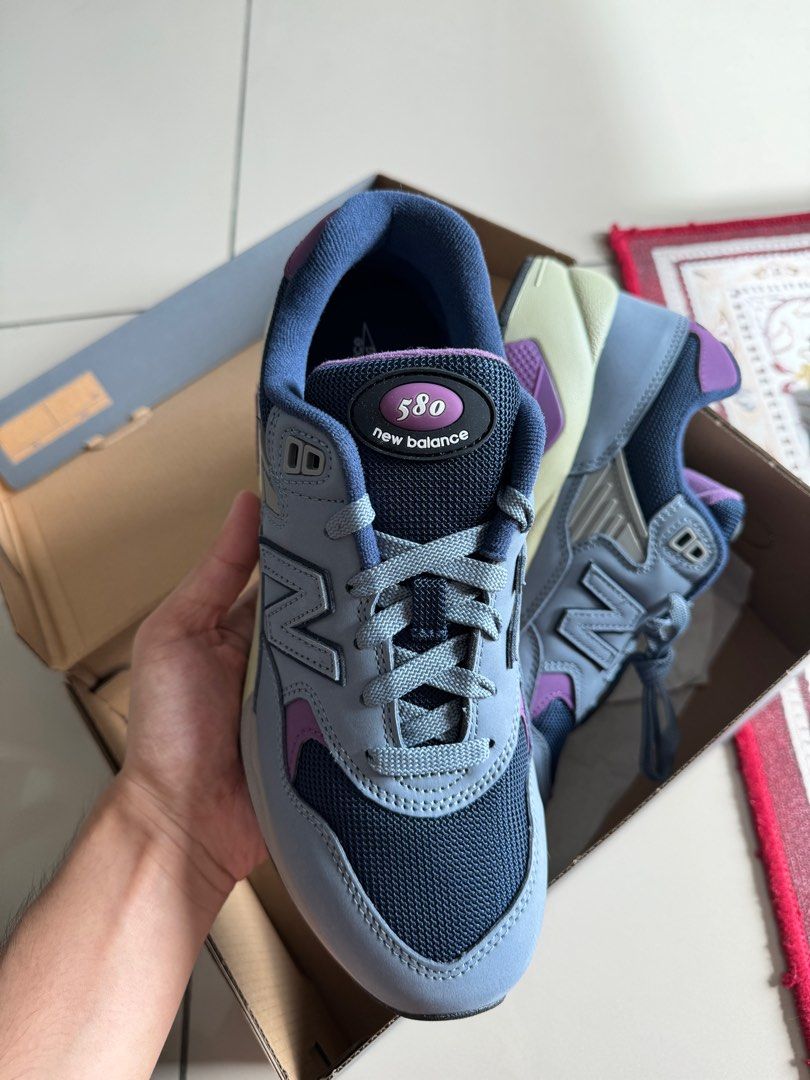 New balance hotsell shoes klcc