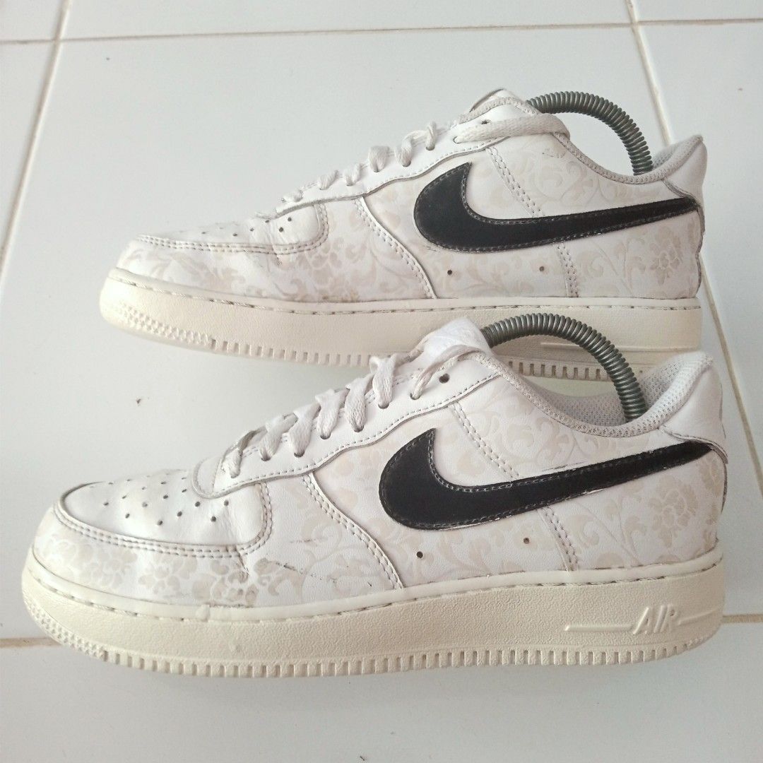 Nike air force 1 motif Fesyen Pria Sepatu Sneakers di Carousell