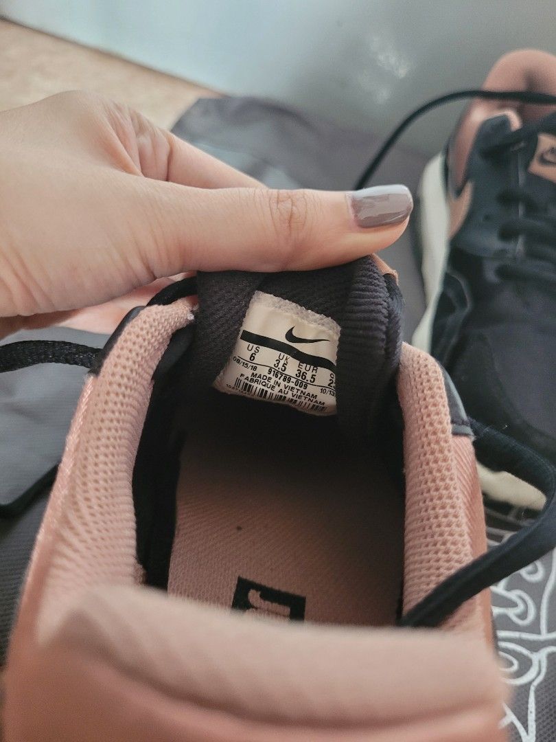 wmns nike air max nostalgic