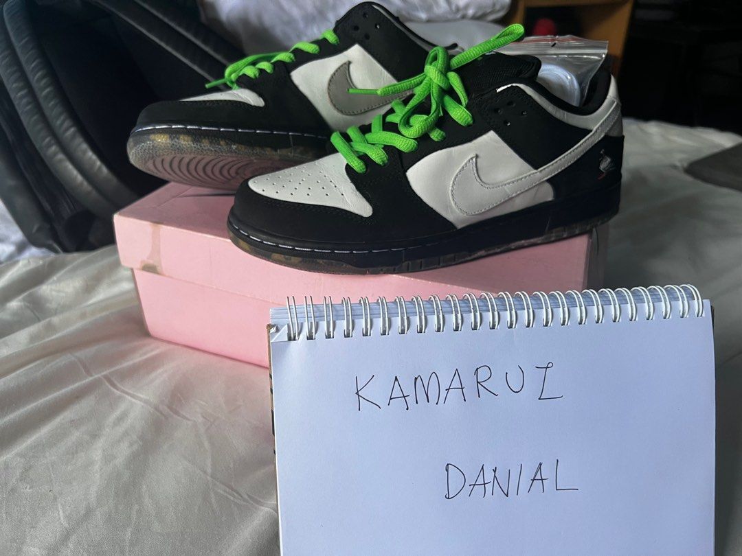 Nike SB Dunk Low Staple Panda Pigeon Men s Fashion Footwear