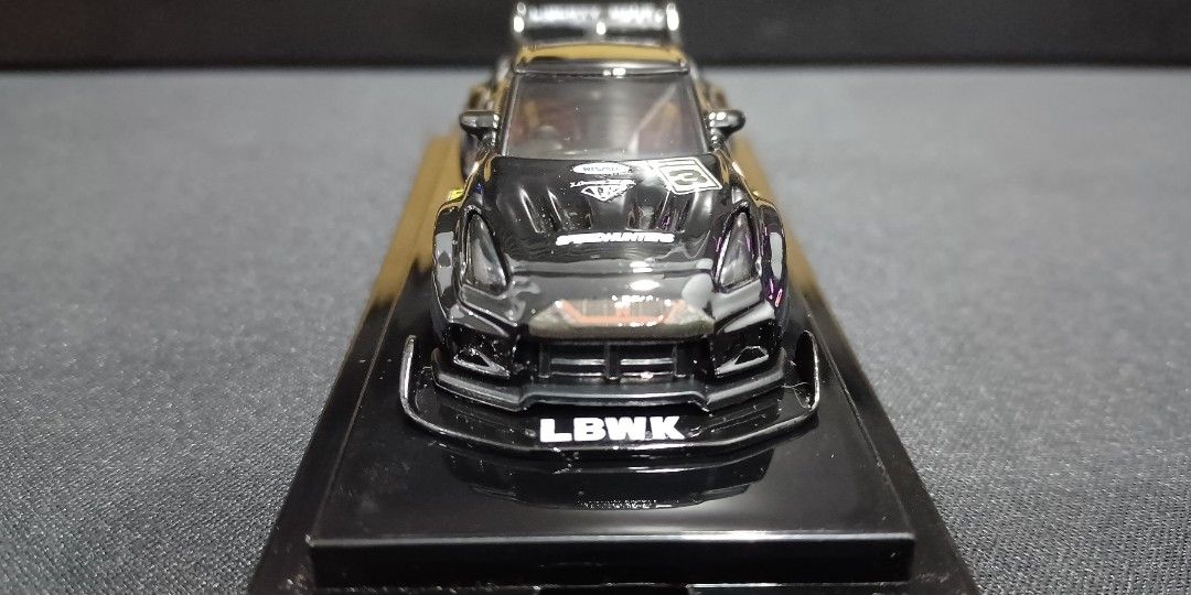 Hot Wheels custom Nissan gtr r35 LBWK custom black.interior custom ...