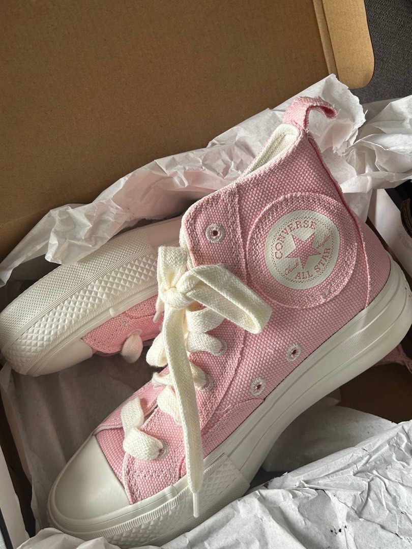 Converse pink deals platform