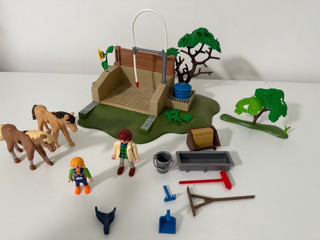 Playmobil horse washing station shop