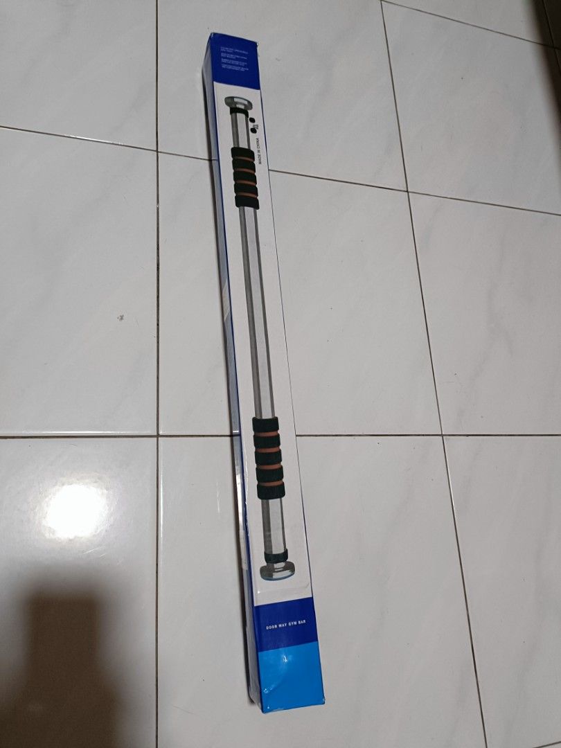 Door frame hook best sale pull up bar