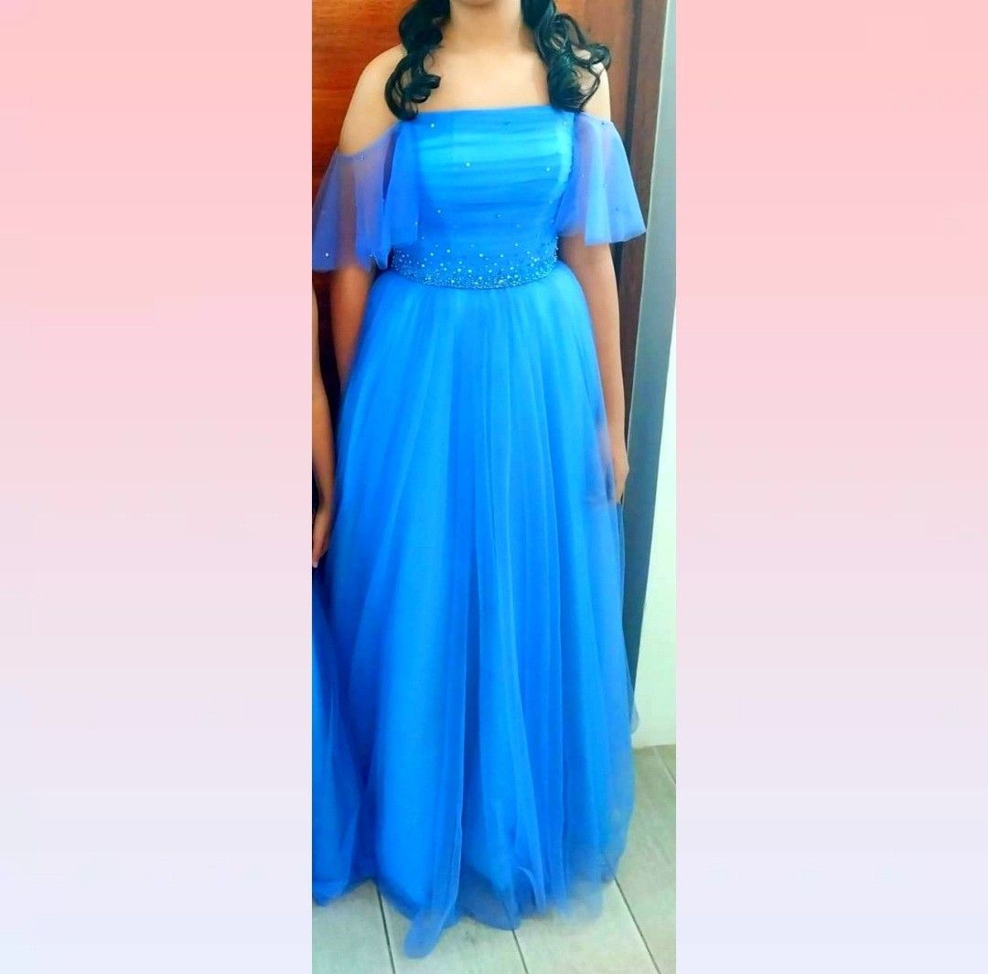 Purple Gown (Category: Evening dresses & gowns) located in Manila. Submitted by jl.stuffph (Listing ID 1276803764, Image 3). Description: Used once ng daughter ko sa kasal last December for Flower girl Pinatahi sya for 7,500 Selling it for 3,500 🎉 13yrs old daughter ko 5'7 ang height Loc: Tondo Manila.
