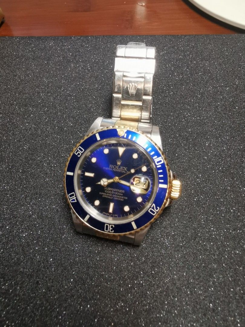 Rolex oyster perpetual submariner blue half gold 11613LB pinhole