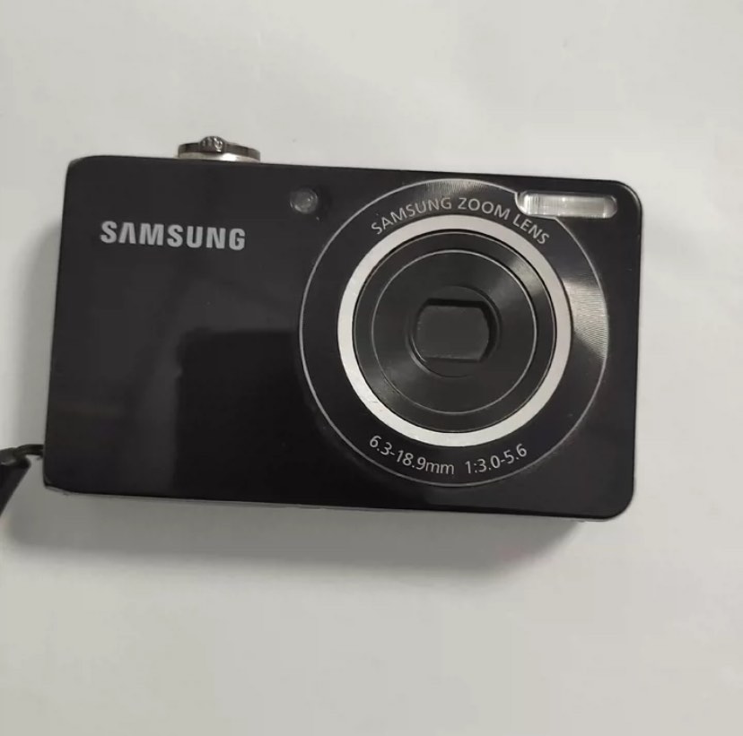 samsung PL100 black wts!!, Photography, Cameras on Carousell