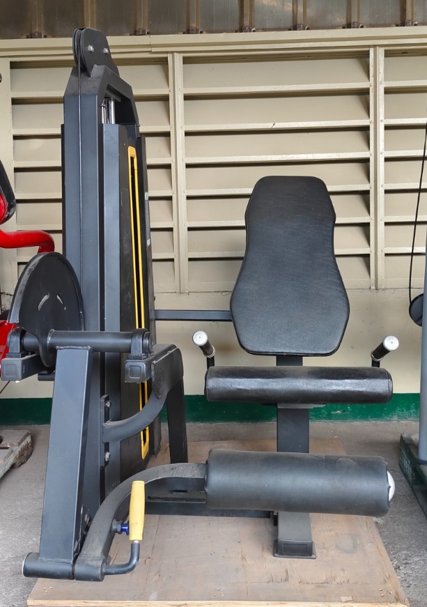 Second hand sale leg extension machine