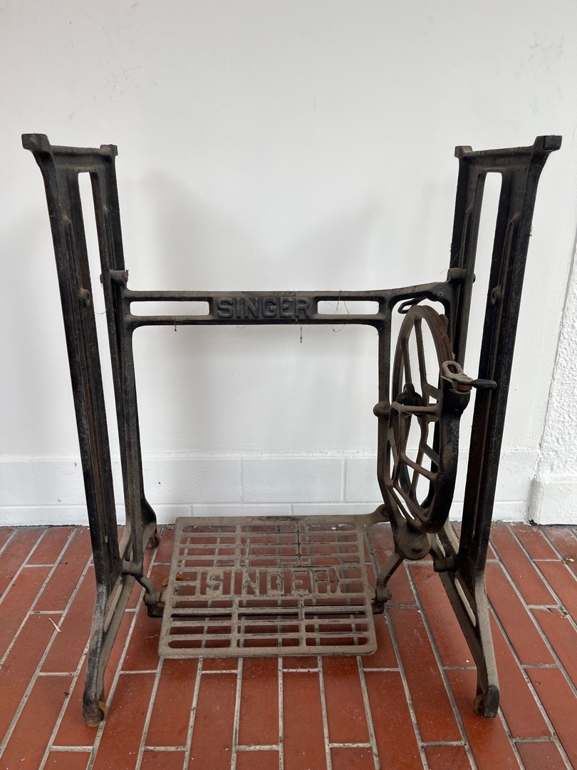 Singer Sewing Machine frame, Furniture & Home Living, Furniture, Other