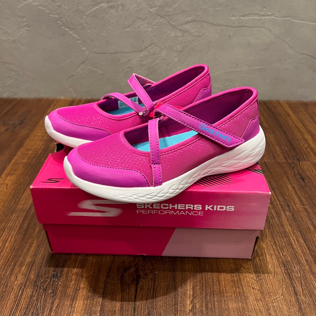 Skechers Girls Go Run 600 Jazzy Strides Hot Pink