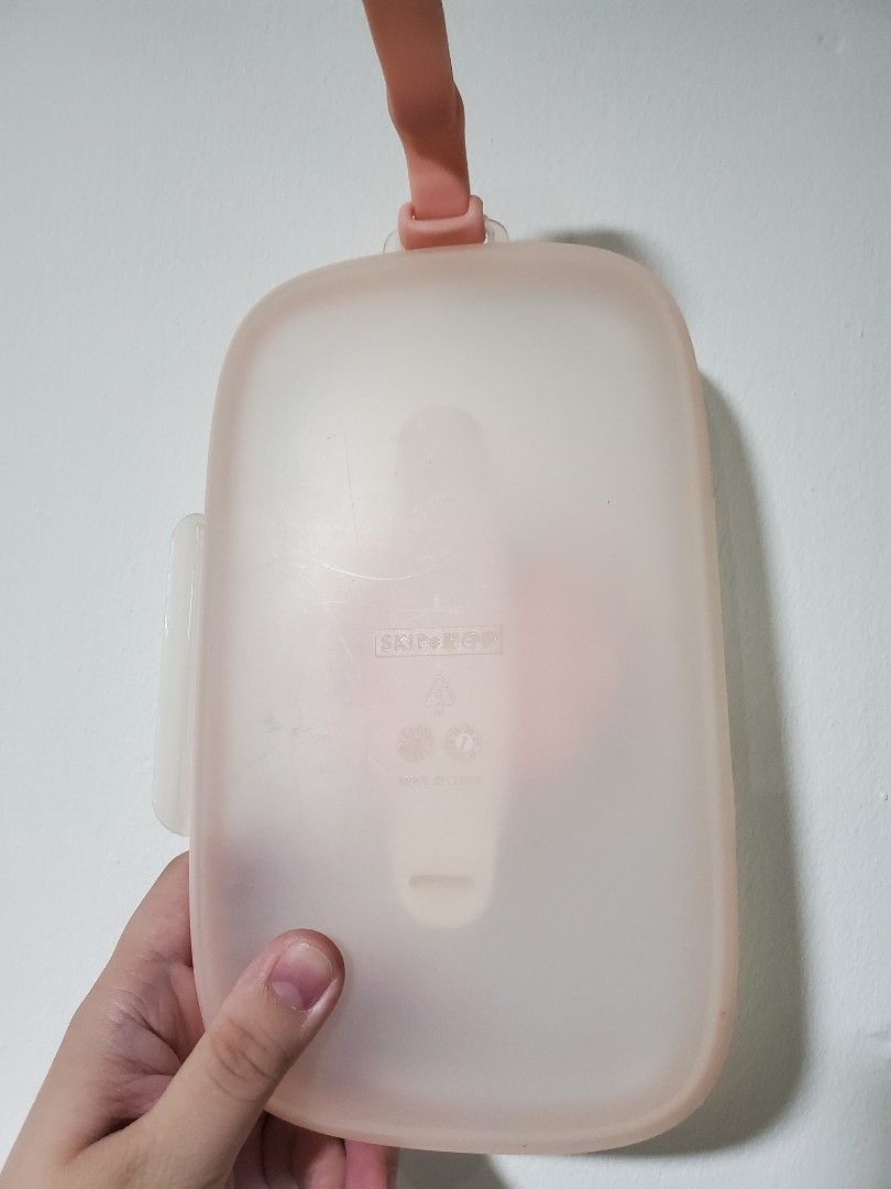 Skiphop travel wipes container (Category: Diapers & Baby Wipes) located in Manila. Submitted by kayceefrias (Listing ID 1277098025, Image 2). Description: 📍Manila.