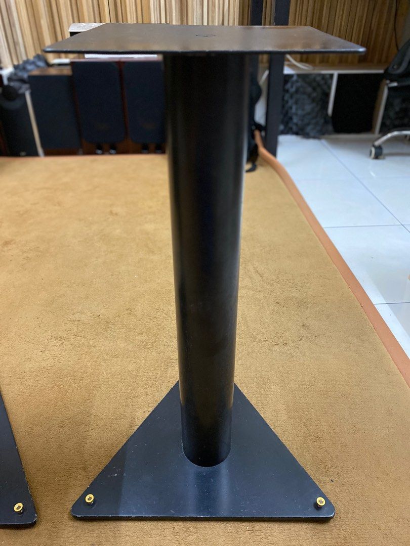 SOLID STEEL w/ THICK CYLINDRICAL DESIGN SINGLE PILLAR inside 70 filled