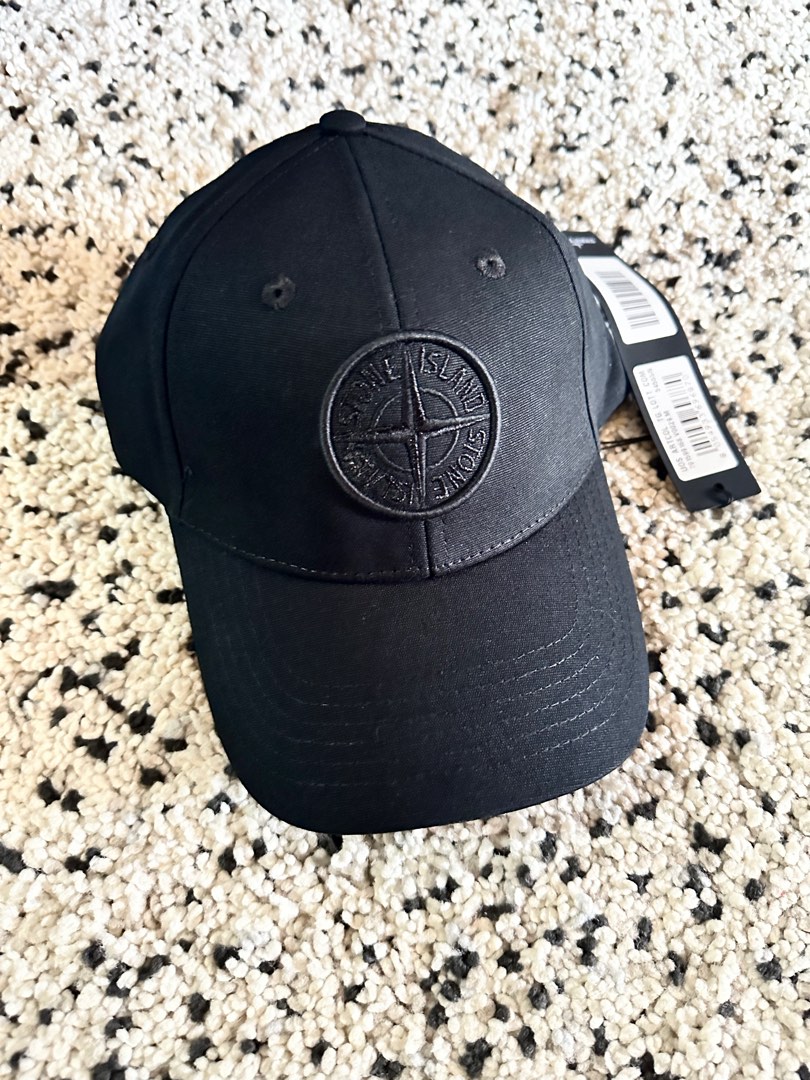 Caps stone island original deals