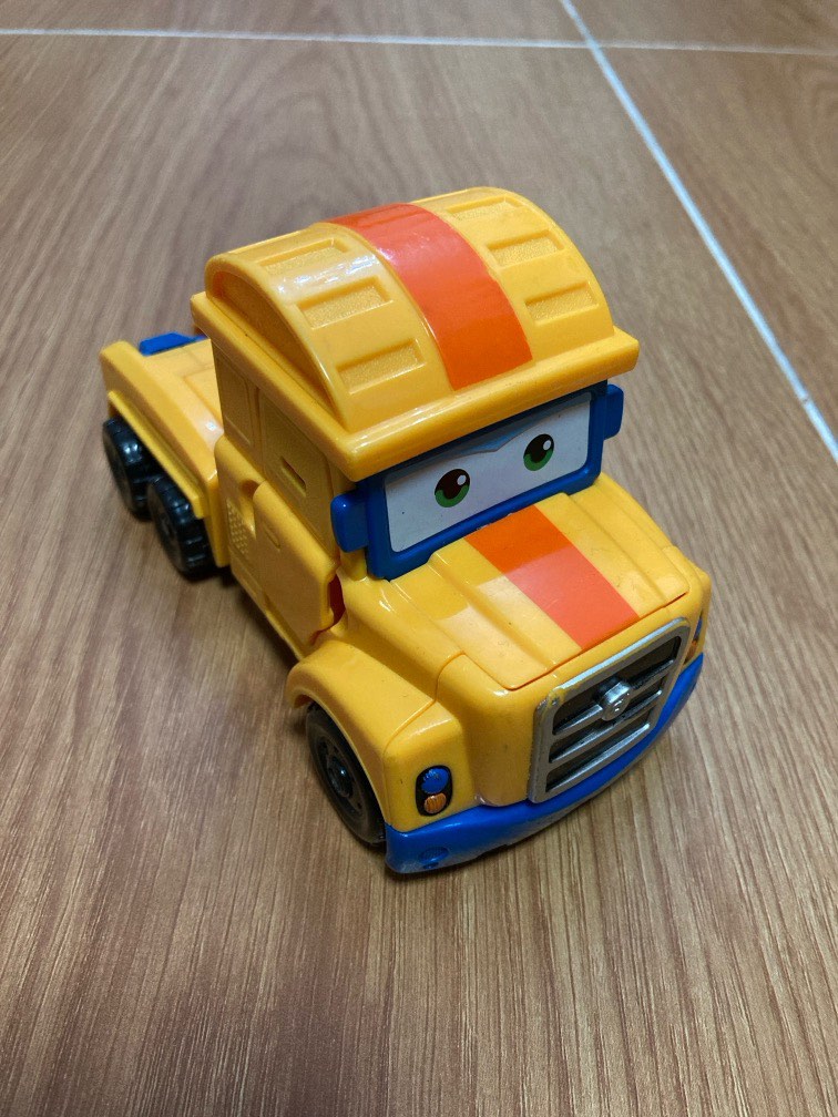 Poppa top wheels toy