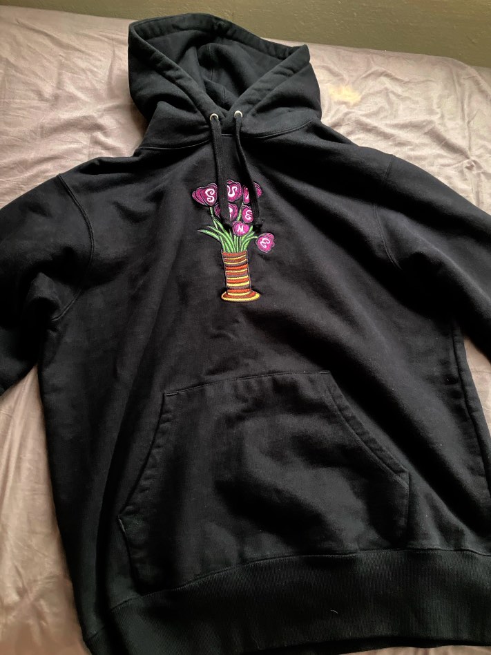 Supreme flower hotsell hoodie