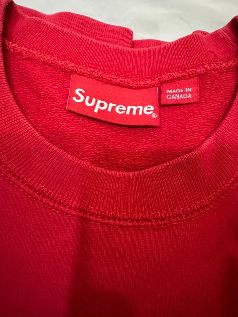 Supreme crewneck world famous 2025