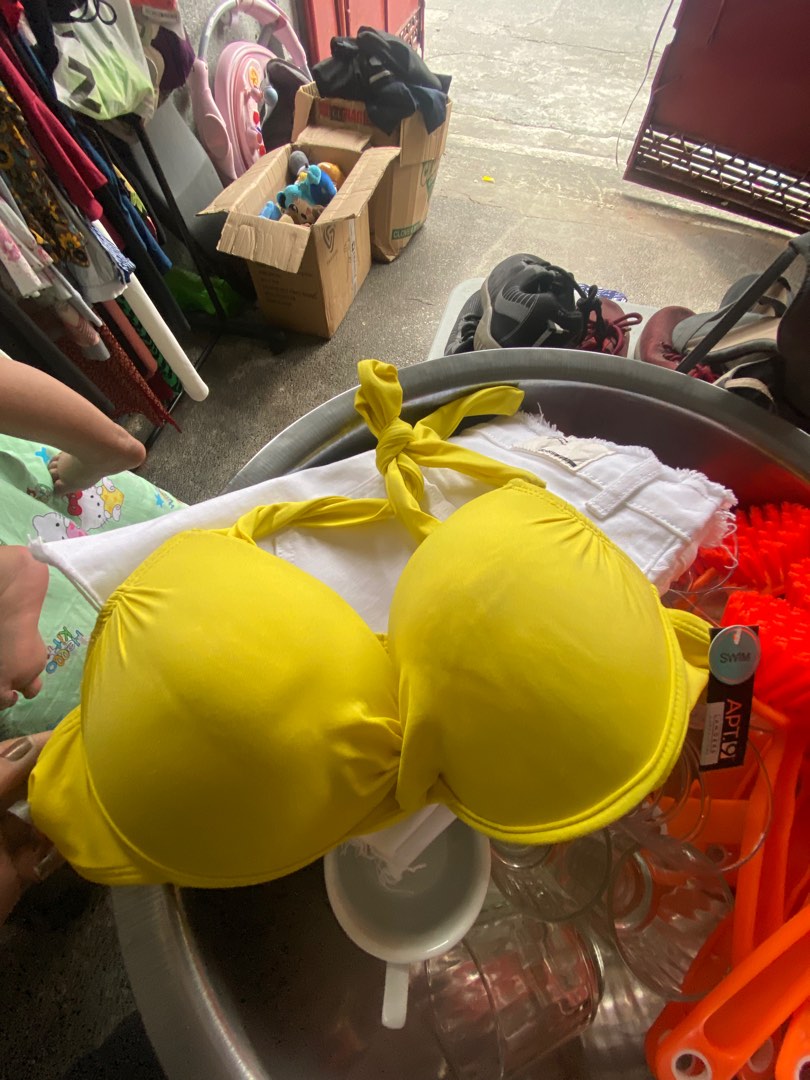 Swimwear bra, Women's Fashion, Swimwear, Bikinis & Swimsuits on Carousell