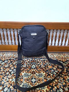 (Kategori: ) berada di . Dikirim oleh prelovedcendana (ID iklan 1276890436, Gambar 1). Deskripsi: .